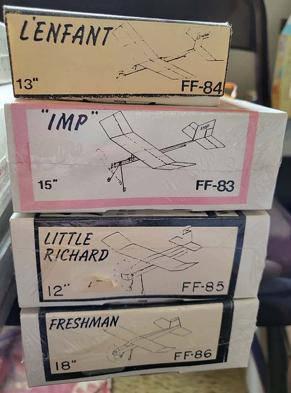 "IMP"15'' FF-83 Model Kit